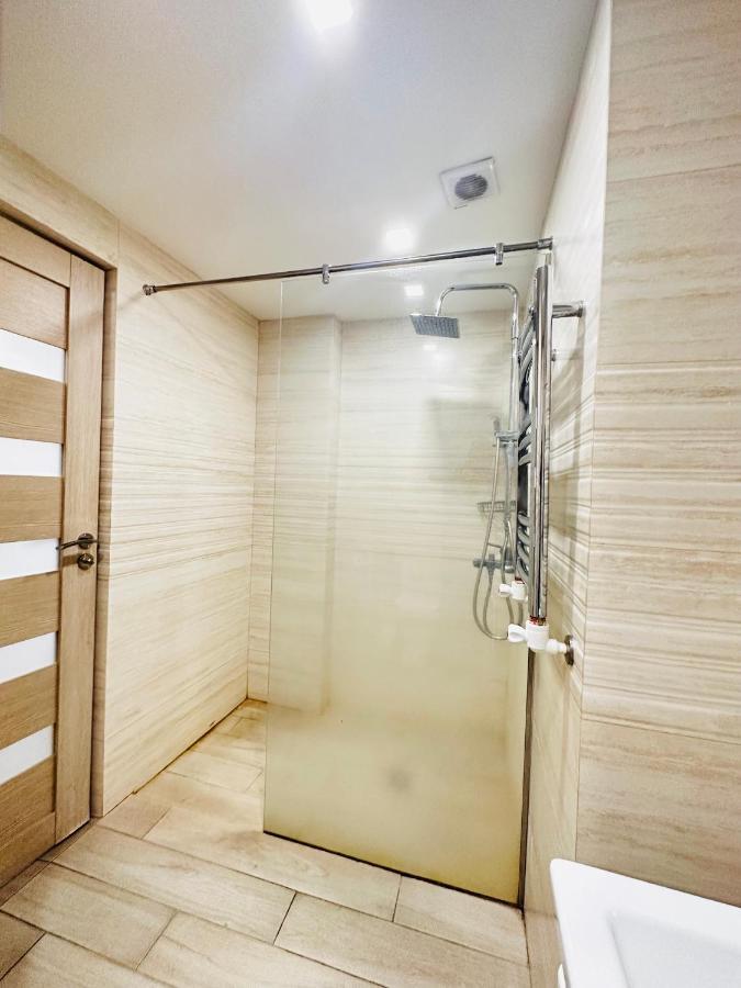 Suite Apartment On Pushkin Street Yerevan Exterior photo